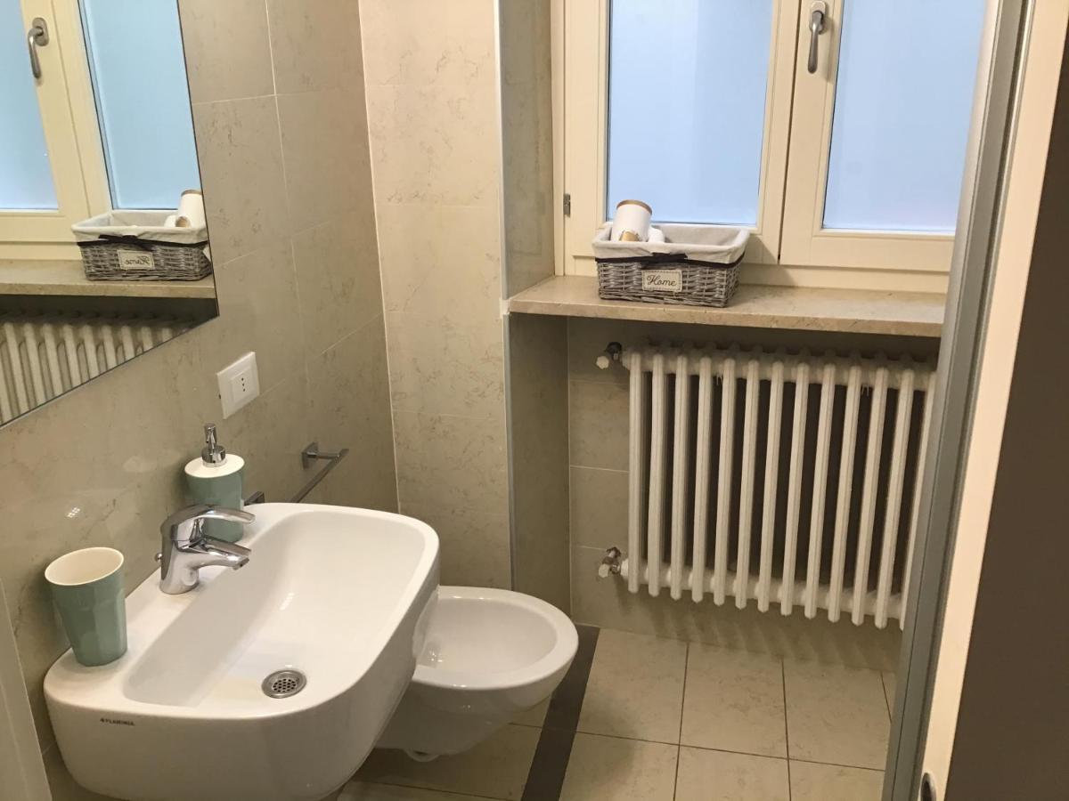 A Due Passi Da Giulietta-Casa Montecchi Verona Ngoại thất bức ảnh