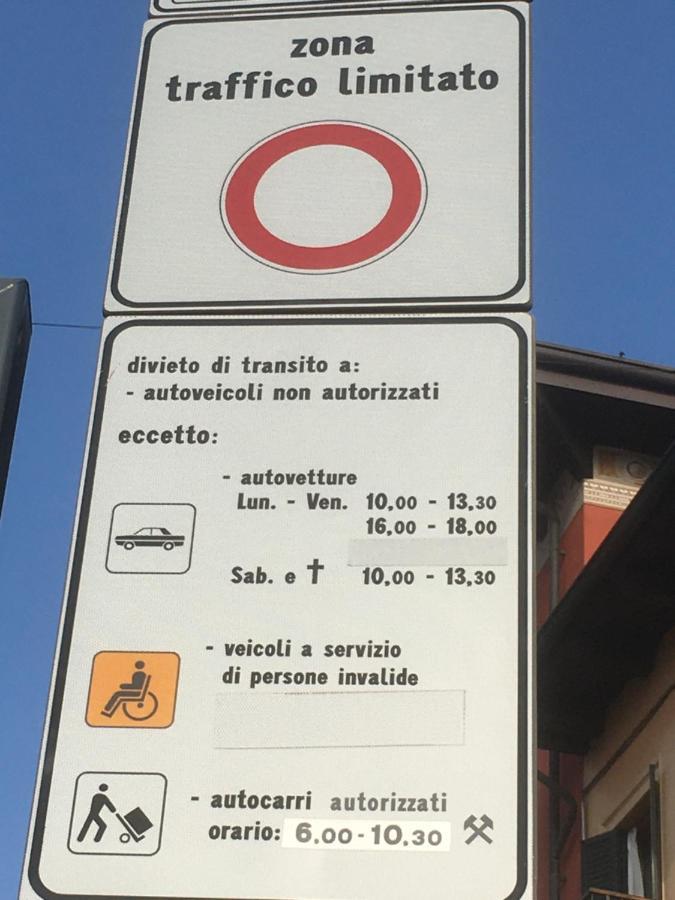 A Due Passi Da Giulietta-Casa Montecchi Verona Ngoại thất bức ảnh